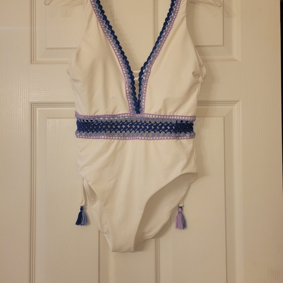Becca medium women's swim suit - Picture 1 of 2